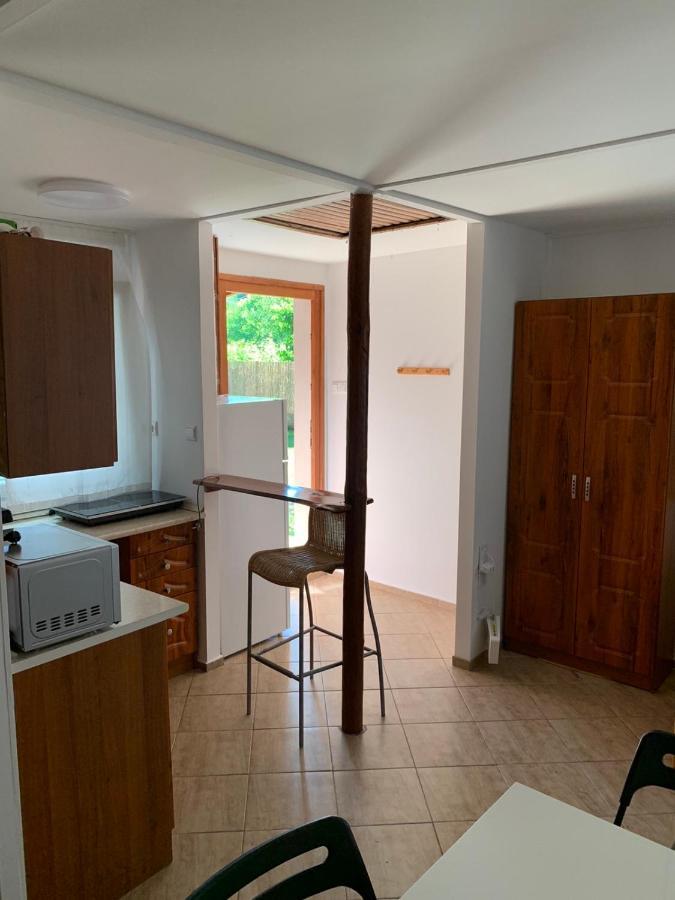 Mineral Apartman Crystal Sostofurdo Exterior photo